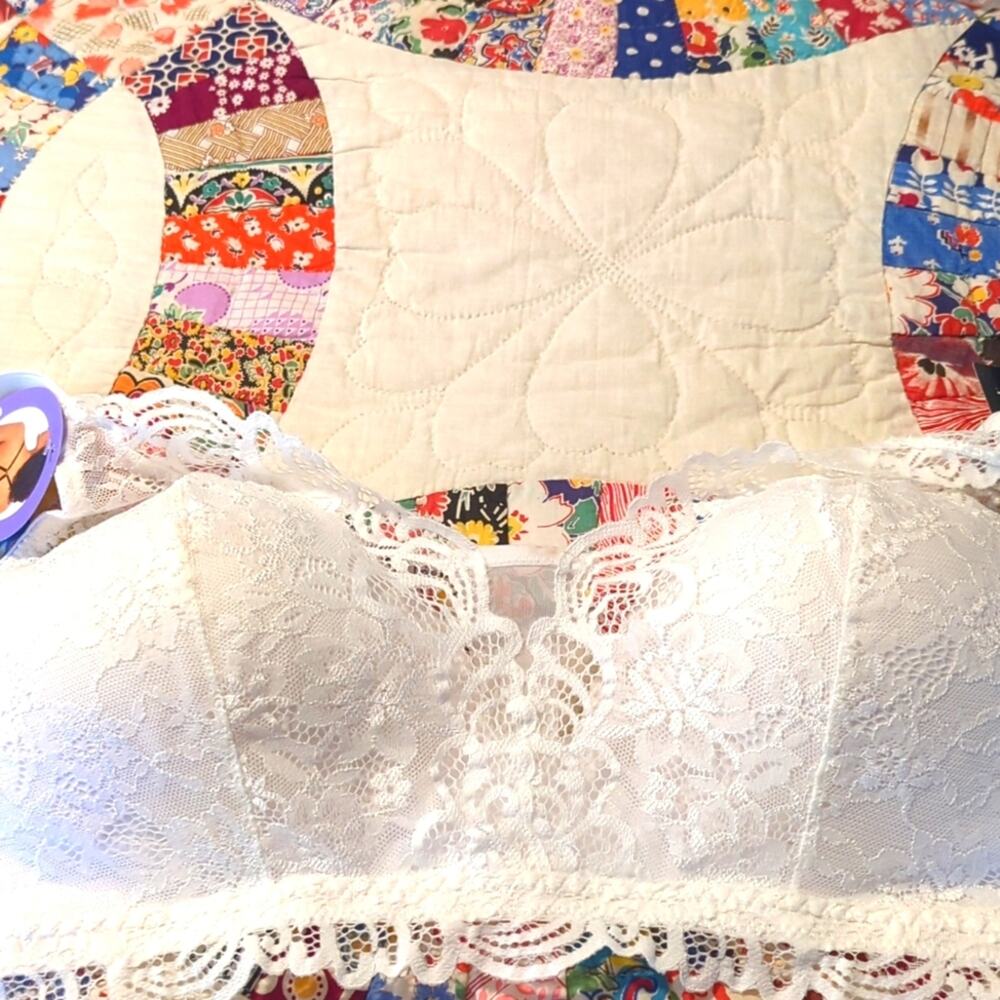 Bali White Lace Convertible Back Support Bra NWT Women's Size XL